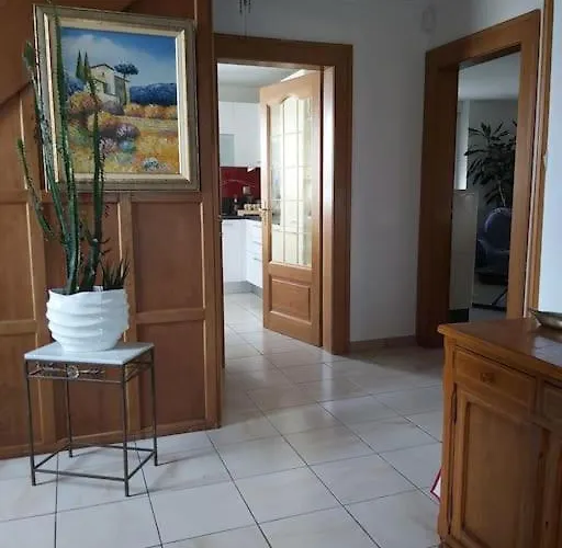 Chez Jeanine Maison Familiale Сasa de vacaciones *